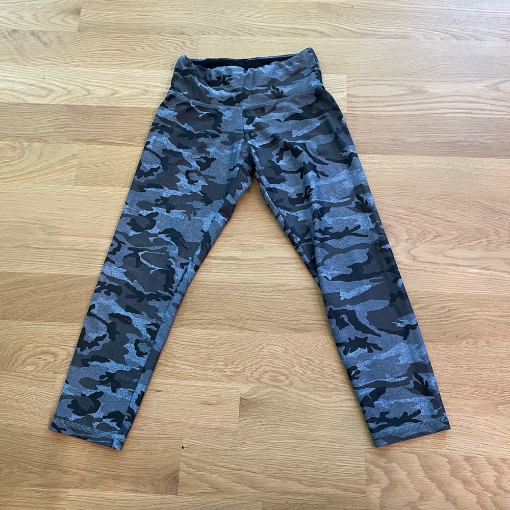 Strut-This denim and charcoal colored camo print cropped leggings